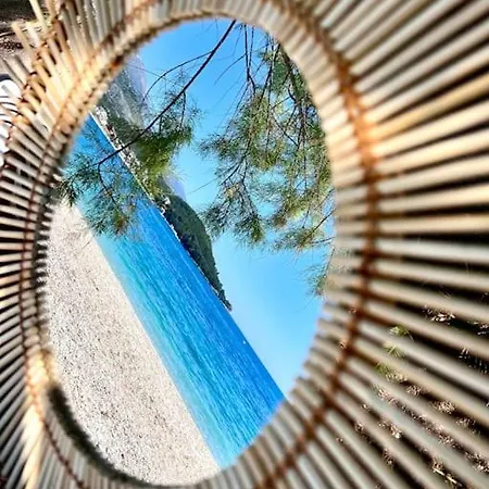 Potamsea Bliss 3 - Front, Sun Beds & Parking דירה *