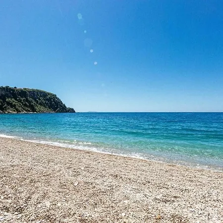 דירה Potamsea Bliss 3 - Front, Sun Beds & Parking *